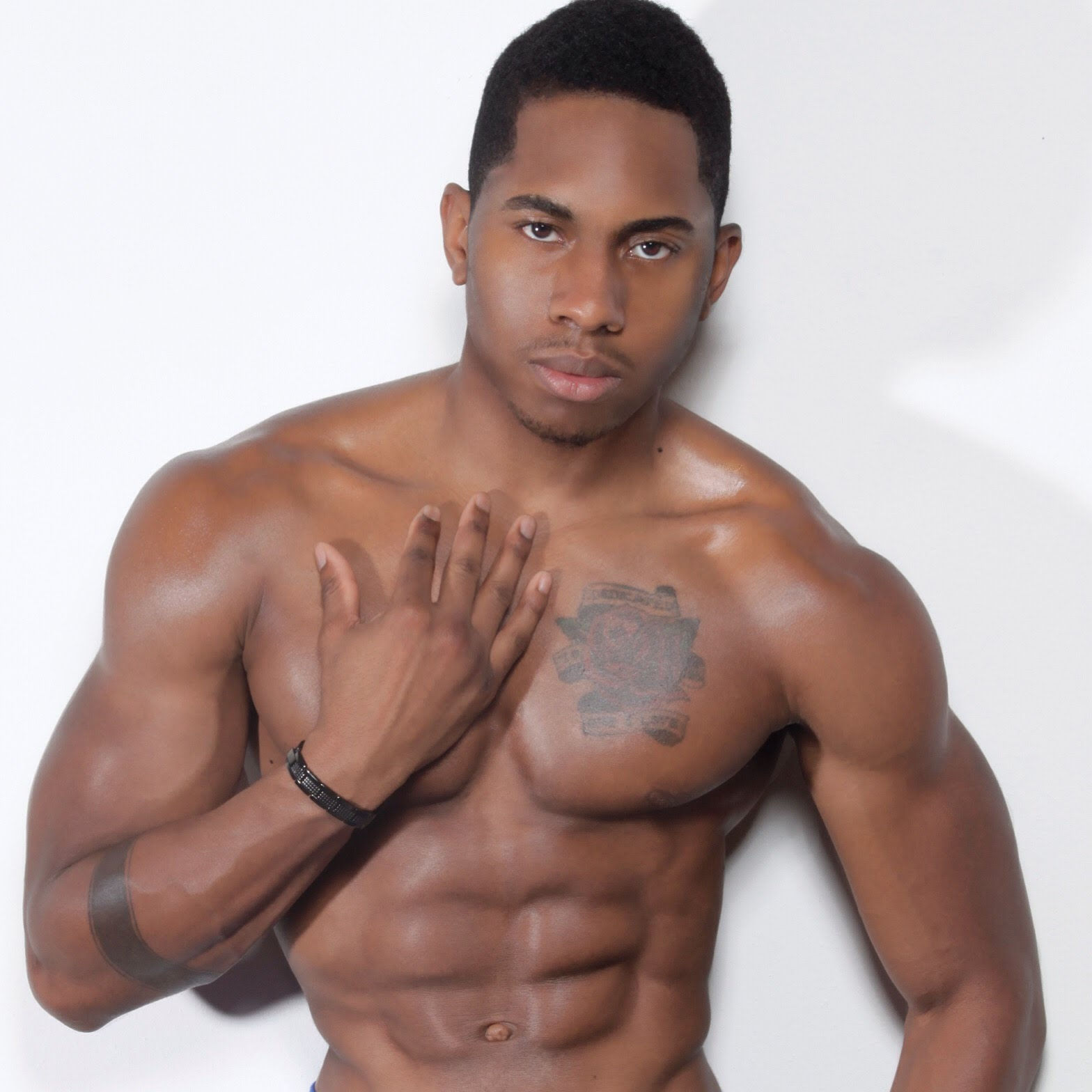 Nashville Male Stripper Isaih shirtless